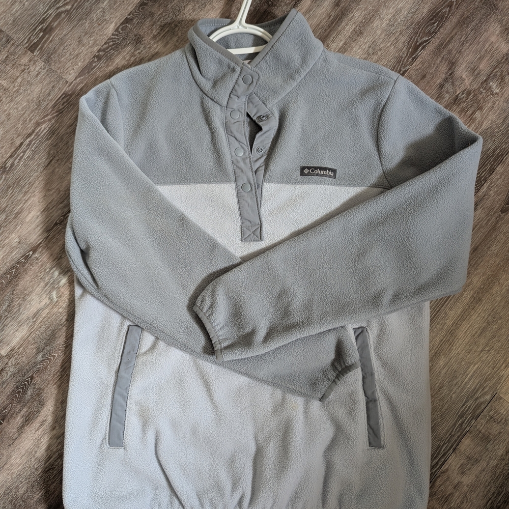 Columbia Women's Light Gray and Heather Gray Snap-Front Fleece Pullover